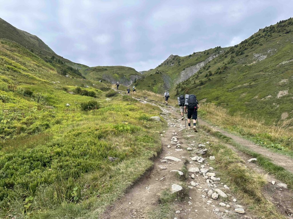 TMB環白朗峰沿途景色